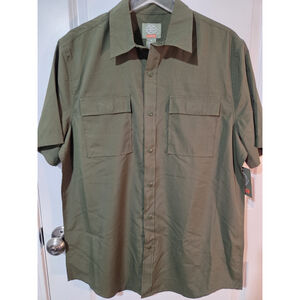 St John's Bay Men's Outdoor Short Sleeve Green Shirt Size M Pockets Fishing NWT